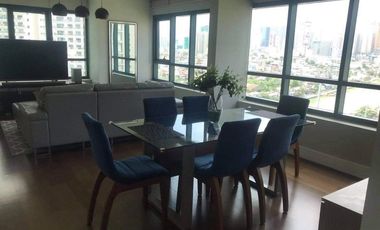 Rush Condo for Rent / Lease Condominium 2BR flat in Edades Tower and Garden Villa Rockwell Center Makati City