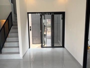 Dijual Rumah 2 Lantai Di The Agathis Depok