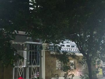 Dijual Rumah Mewah Ada Kolam Renang