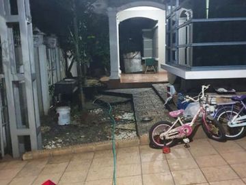 Dijual Rumah Mewah Ada Kolam Renang