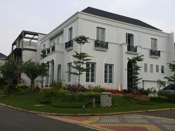 Dijual Rumah Mewah Pondok Hijau Golf Cluster Tiara Gading Serpong Ada Swimming Pool Lokasi Strategis