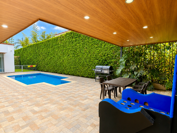 casa en venta en la morada. Cod V18033