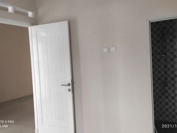 Dijual Rumah Dekat Pondok Kopi 3 Kamar
