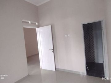 Dijual Rumah Dekat Pondok Kopi 3 Kamar