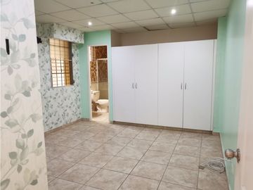 SE VENDE CASA DE ESQUINA EN BRISAS DEL GOLF ARRAIJAN 475 MTS
