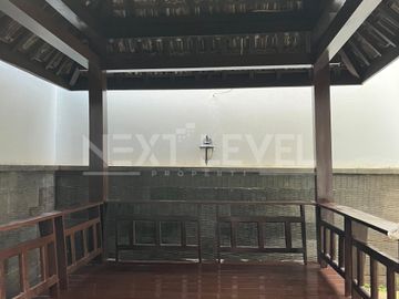 Rumah Mewah Di Cluster Asia Tropis Harapan Indah Bekasi Jawa Barat Luas Tanah 300m2 dan Luas Bangunan 275m2