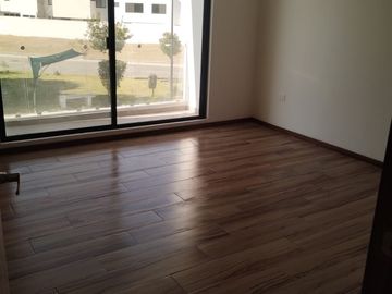 Casa en Venta, Parque Chihuahua, Lomas de Angelopolis, Zona Comercial Sonata 2