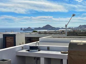 Casa en residencial privado con rooftop de 58 m2, sala de TV, casa club, spa, gi