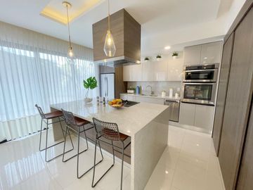 Casa en residencial privado con rooftop de 58 m2, sala de TV, casa club, spa, gi