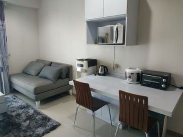 Disewakan Casa Grande Residence Tipe 1BR Modern Desain & Furnished APT-A3056