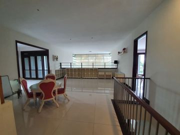 Rumah Mewah Graha Family