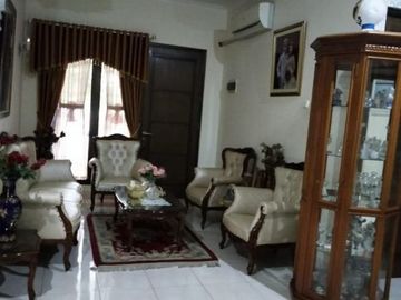 Rumah Full Furnished di Cluster Aralia Harapan Indah Bekasi
