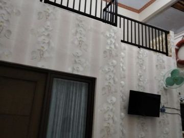 Rumah Full Furnished di Cluster Aralia Harapan Indah Bekasi