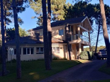Pinamar Golf| Casa Maria Bonita