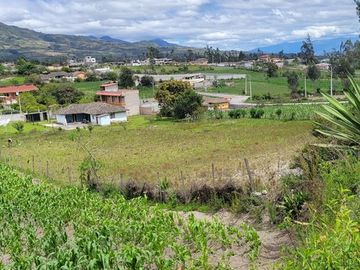 Se Vende Casa en la Montaña en Cotacachi