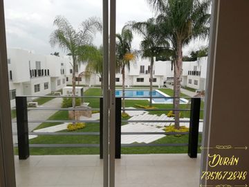 Venta de casa 3 recámaras con alberca a 8 minutos de Oaxtepec