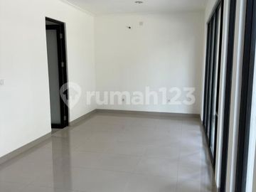 Disewakan Rumah Pik2