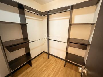 apartamento en arriendo en ciudad del rio. Cod A777336