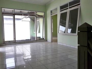 Rumah Nyaman di Batununggal Dekat Tol Buah Batu & Moch Toha