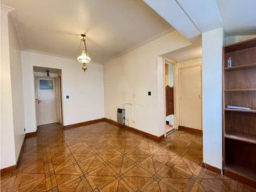 VENTA D departamento  2 ambientes en ZONA CENTRO