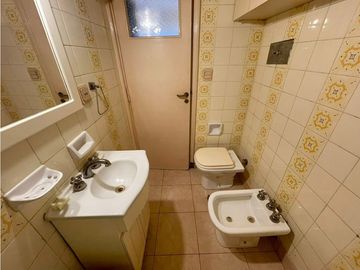 VENTA D departamento  2 ambientes en ZONA CENTRO