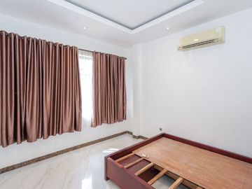 Rumah Luas 2 Lt 15 Menit ke Pintu Tol BSD Timur 1 Dibantu KPR J-15289