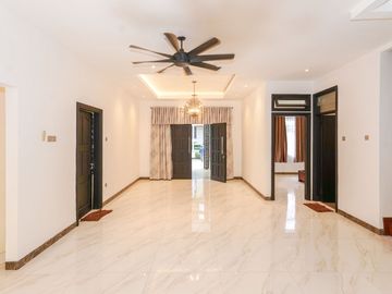 Rumah Luas 2 Lt 15 Menit ke Pintu Tol BSD Timur 1 Dibantu KPR J-15289