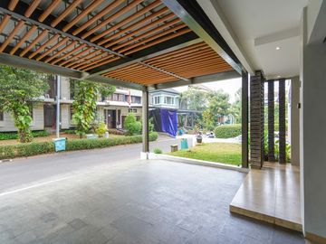 Rumah Luas 2 Lt 15 Menit ke Pintu Tol BSD Timur 1 Dibantu KPR J-15289