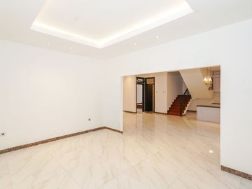 Rumah Luas 2 Lt 15 Menit ke Pintu Tol BSD Timur 1 Dibantu KPR J-15289