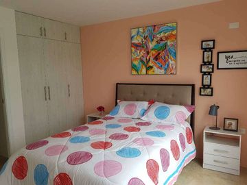 Venta de Casa 4 dormitorios en Urb. Casalaguna a 5 min. C.C Dorado, La Aurora