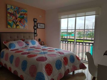 Venta de Casa 4 dormitorios en Urb. Casalaguna a 5 min. C.C Dorado, La Aurora