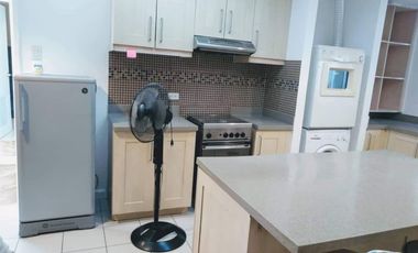 3BR condo For Rent/Lease 3 Bedrooms in Joya Lofts and Tower Rockwell Makati City