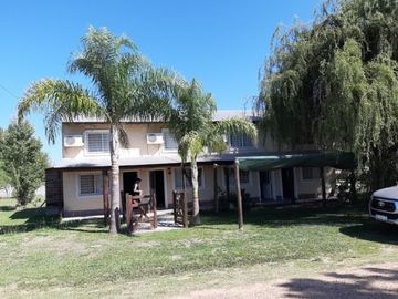 Venta complejo turistico Pueblo Belgrano.
