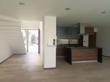 Bonita casa en venta en Privada San Ángel V, San Luis Potosí