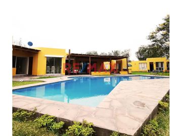 Casa de Campo en Venta: Condominio La Toscana - Chincha

Ubicación: Condominio La Toscana, El Carmen, Chincha
Antigüedad: 12 años
Área de Terreno
