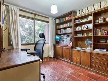 Venta Casa Aislada en Simon Bolivar, La Reina.