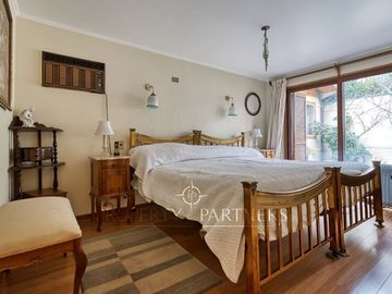 Venta Casa Aislada en Simon Bolivar, La Reina.