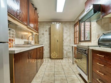 Venta Casa Aislada en Simon Bolivar, La Reina.