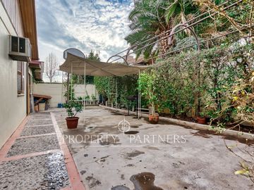 Venta Casa Aislada en Simon Bolivar, La Reina.