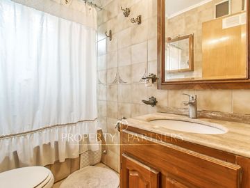 Venta Casa Aislada en Simon Bolivar, La Reina.