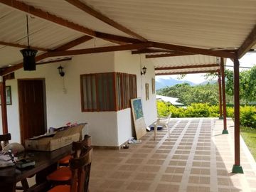 finca en venta en borrero ayerbe. Cod V12042