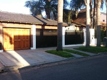 Chalet en venta en Villa Luzuriaga