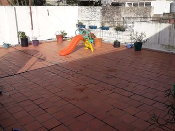 Departamento Tipo Casa en venta en Lanus Oeste