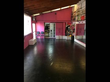Casa en venta en Isidro Casanova