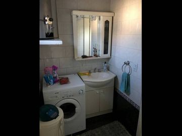 Casa en venta en Isidro Casanova