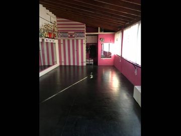 Casa en venta en Isidro Casanova
