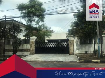 Dijual Rumah 2 Lantai, Letak Strategis, Bebas Banjir di Kayu Putih