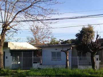 Casa en venta en Castelar Sur