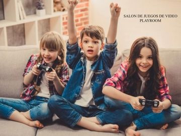 Condominio de lujo,  techos altos con family room, en venta Bosque Real, pet-fri
