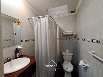Hotel en Venta en Ferrari / Hector Calvo